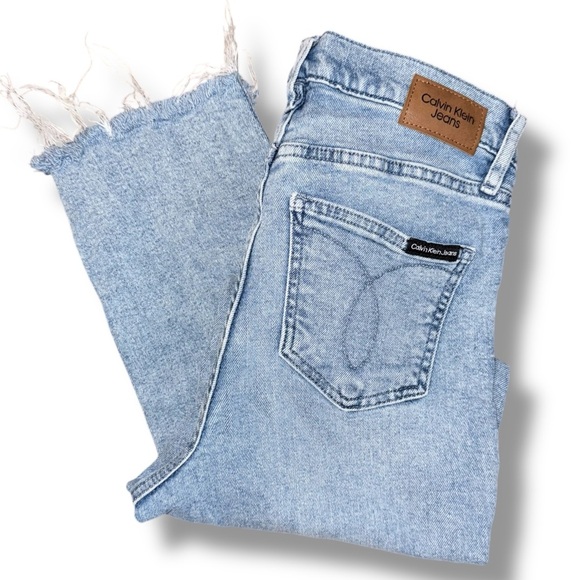 Vintage Calvin Klein Jeans Women’s 26 High Rise Straight Ankle Crop - Picture 1 of 10